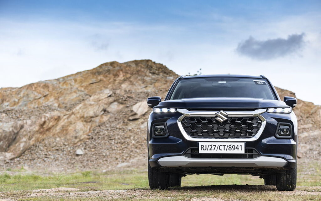 Maruti की SUV पर 28kmpl का माइलेज और ₹2.31 लाख की छूट: जानिए किन ग्राहकों के लिए मिल रही है ये खास डील 5 maruti suzuki grand vitara