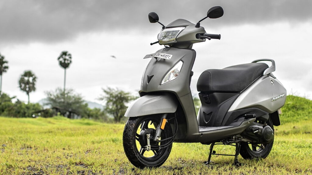 TVS Jupiter 110: स्कूटर सेगमेंट में एक नया बेंचमार्क 5 Jupiter 110