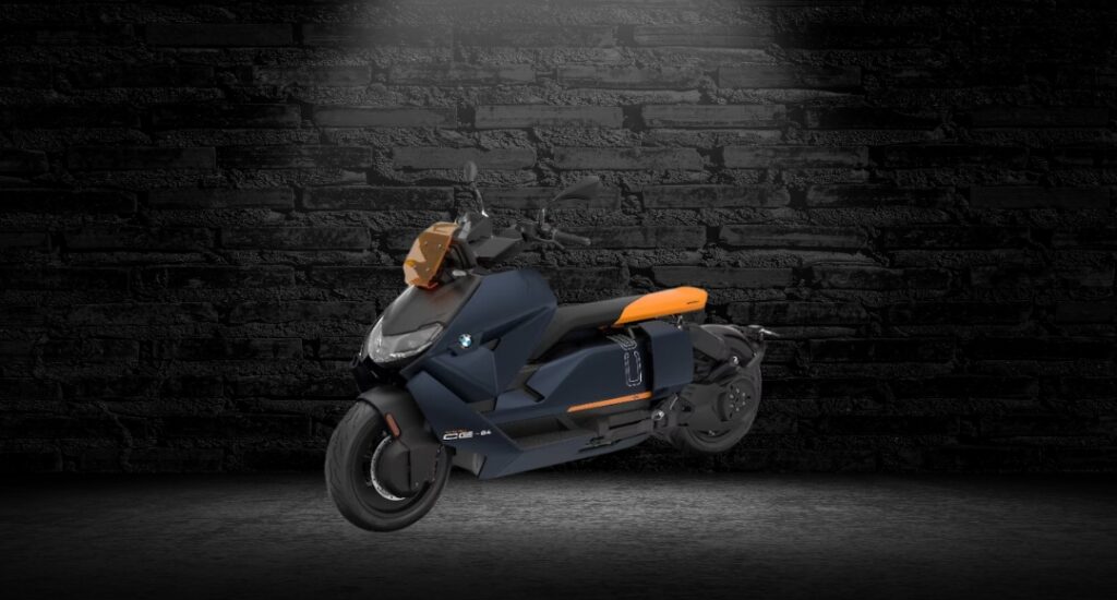 BMW CE 04: स्टाइलिश इलेक्ट्रिक स्कूटर, जानिए फीचर्स, कीमत और EMI प्लान 6 BMW CE 04: स्टाइलिश इलेक्ट्रिक स्कूटर, जानिए फीचर्स, कीमत और EMI प्लान