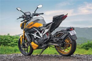 स्पोर्टी लुक और दमदार परफॉर्मेंस के साथ TVS Apache RTR 310 ने मचाई धूम, जानें कीमत और फीचर्स