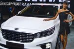 New Kia Carnival शानदार लग्जरी MPV की झलक जिसमें है पैनोरमिक सनरूफ