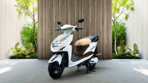 Lectrix EV ने लॉन्च किए 3 शानदार Electric Scooters, जानें कौन सा है सबसे बेहतरीन!