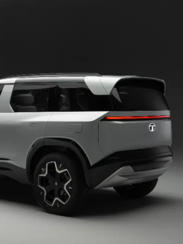 39f5c526-0760-46d5-8b54-9572bd5c6f4b-tata-sierra-ev-rear-concept-car